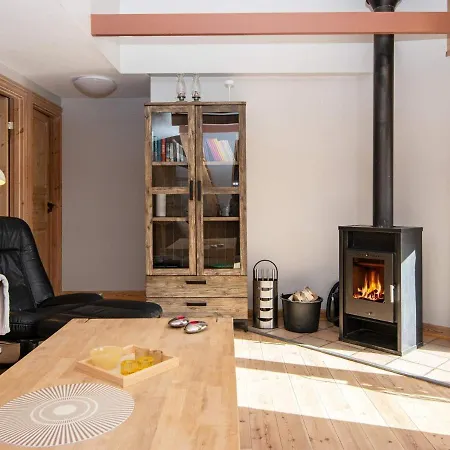 Сasa de vacaciones 8 Person Holiday In *