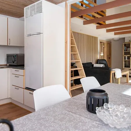 8 Person Holiday In Сasa de vacaciones *