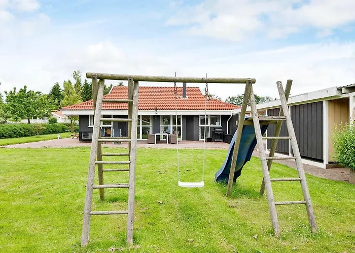 Vakantiehuis 8 Person Holiday In Hejls