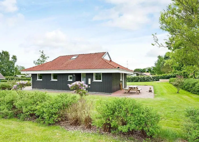 Vakantiehuis 8 Person Holiday In *