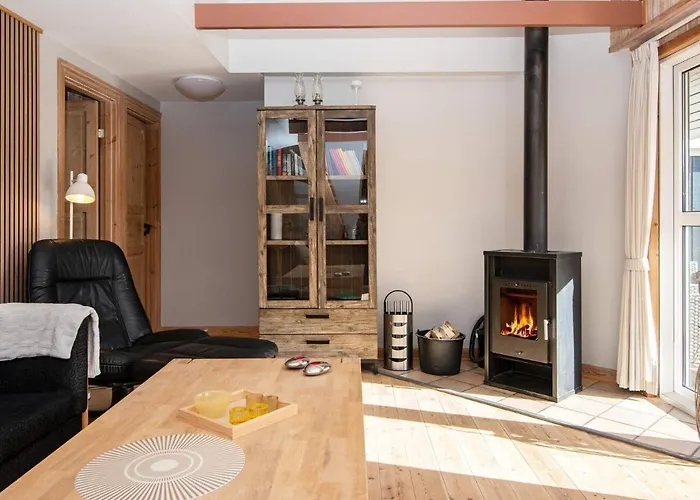 Сasa de vacaciones 8 Person Holiday In *