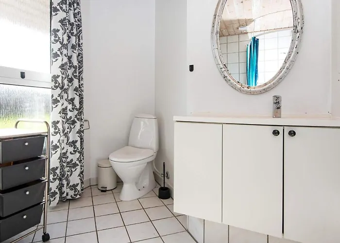 Сasa de vacaciones 8 Person Holiday In