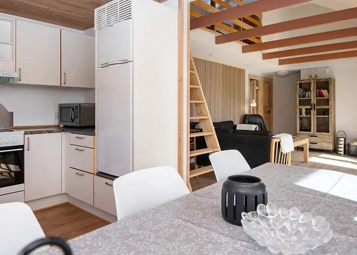 8 Person Holiday In Vakantiehuis *